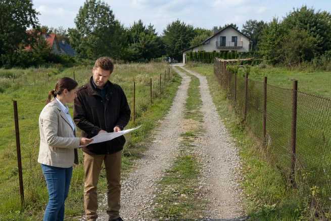 Ustanowienie drogi koniecznej – przesłanki, wynagrodzenie i przebieg sprawy
